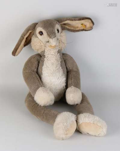 Large German Steiff hare with plastic eyes and original