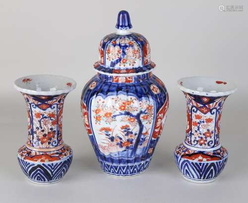 19th Century three-part Imari porcelain cabinet set