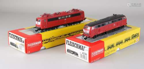 Two locomotives from Fleischmann H0: 1x 4382, DB 151