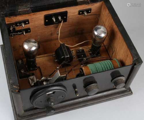 Separate radio equipment, pre-war, with bakelite and
