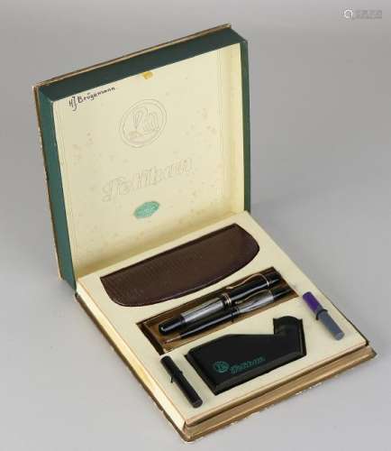 Old Pelican pen set with bakelite in holder. Consisting