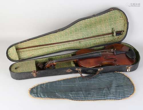 Antique signed German Stainer violin in casket. Circa