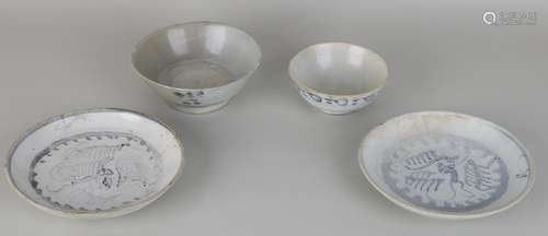 Four times antique Chinese Cargo porcelain. Sunk Cargo