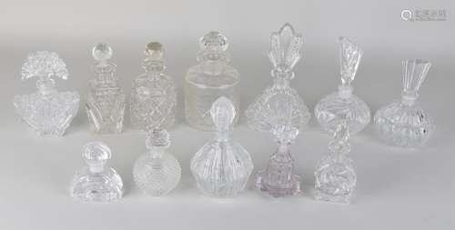 Twelve times various white vials with various cuts and