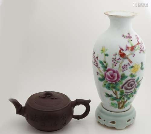 Two parts Chinese porcelain / Yixing; 1x branded Fam.