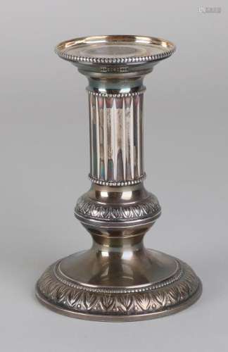 Silver candlestick, 925/000, on round base with leaf