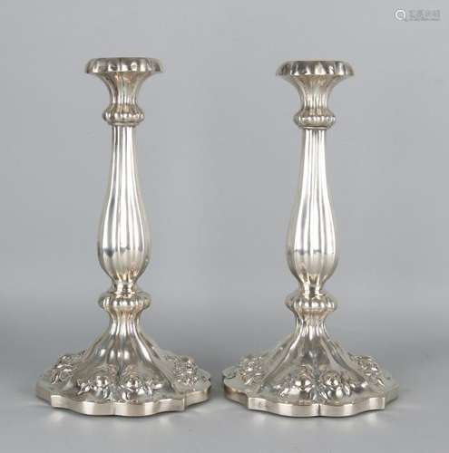 Set beautiful silver candlesticks, 800/000, on a