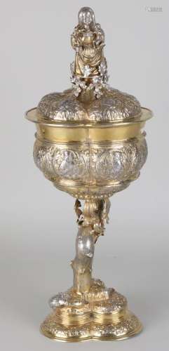Special silver gilt chalice, 13 lot, on a triangular