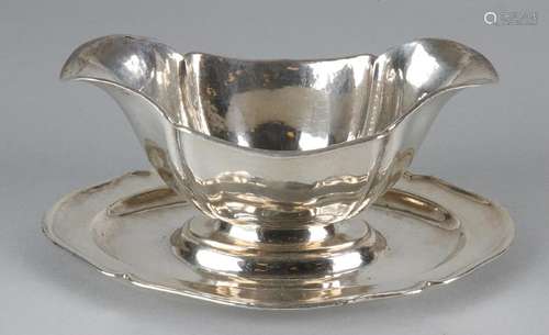 Silver sauce bowl, 830/000, with fixed stand. Provided