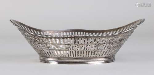Silver bonbon dish, 833/000, oval cut-away model with