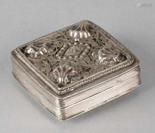 Silver peppermint box, 833/000 square box decorated