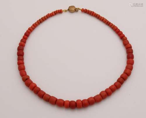 Necklace of blood corals. extending in size 5-10 mm,