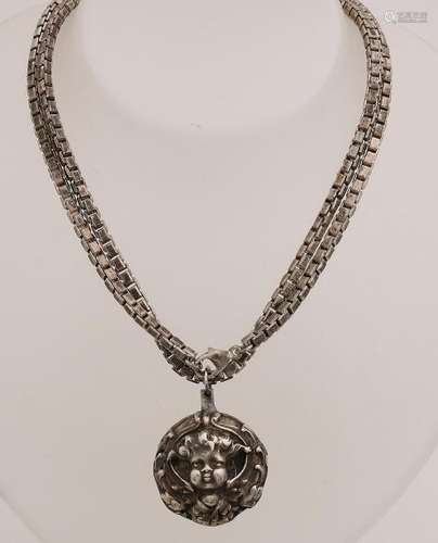 Coarse silver venetian necklace with antique convex