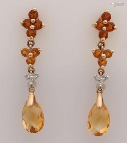 Yellow gold earrings, 585/000, with diamond and