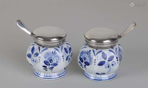 Set branded hand-painted Delft blue pottery mustard