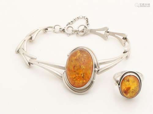 Silver ring and bracelet with amber, 925/000, ring and