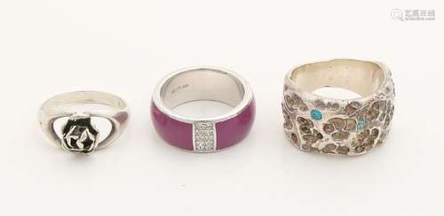 Lot with 3 silver rings, 925/000, a ring with rose,