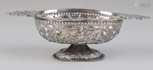 Small silver brandy bowl, 833/000, on oval foot with