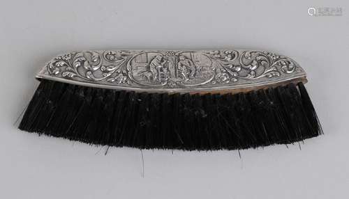 Special hat brush with silver edge. Equipped with