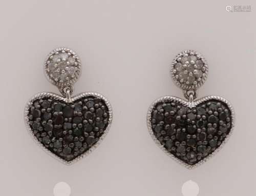 Silver earrings, 925/000, with black and white