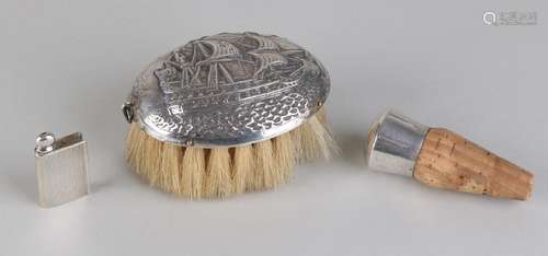 Three parts silver, 835/000, with a table brush oval