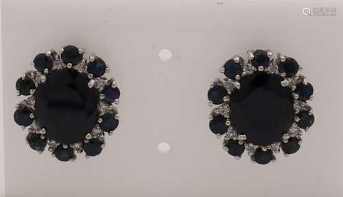 Silver earrings, 925/000, with sapphire. Large rosette