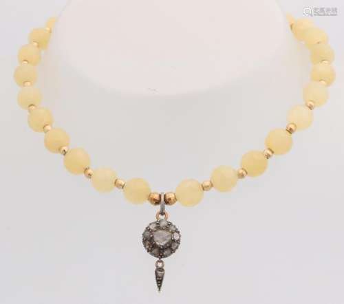 Necklace of faceted calcite beads, ø 8 mm, with