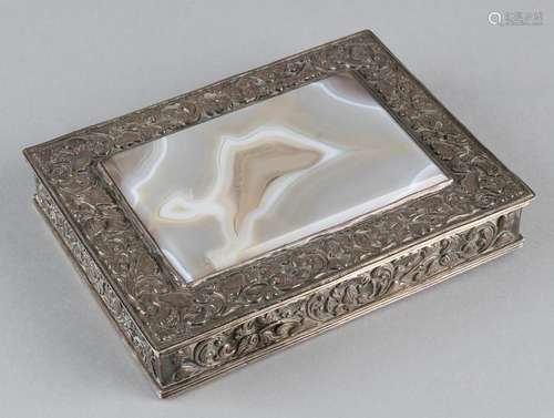 Rectangular silver lid box, 800/000, decorated with