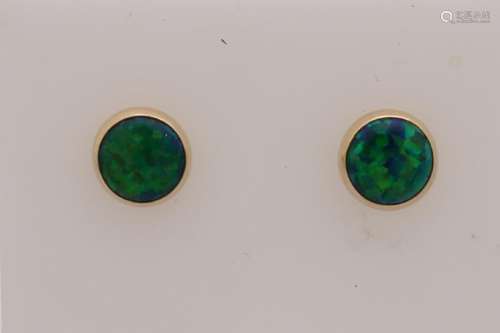 Yellow gold ear studs, 585/000, with blue opal mosaic.