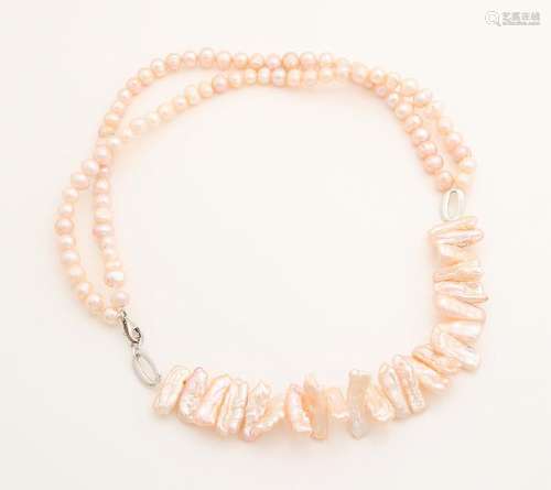 Necklace made of pink freshwater pearls, round and