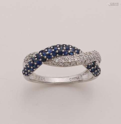 Elegant white gold ring, 585/000, with sapphire and