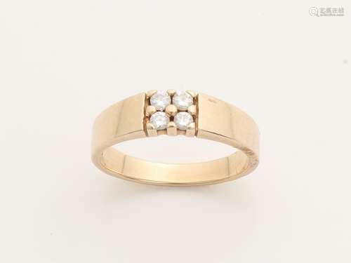 Yellow gold ring, 585/000, with diamonds. Wide tight