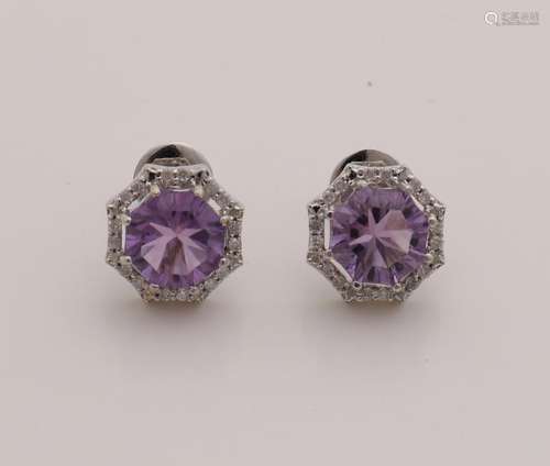 White gold ear studs, 585/000, with amethyst and