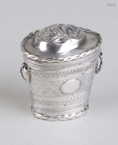 Silver lodger box, 833/000, oval model with band