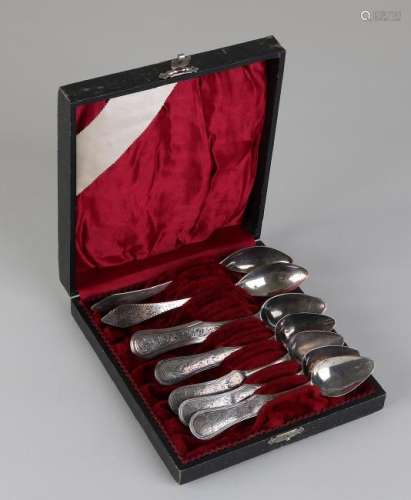 Cassette with silver teaspoons, 835/000, 5 teaspoons