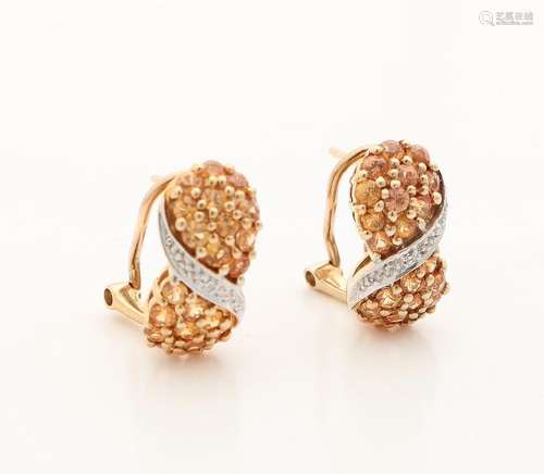 Yellow gold earrings, 585/000, with citrine. Ear studs