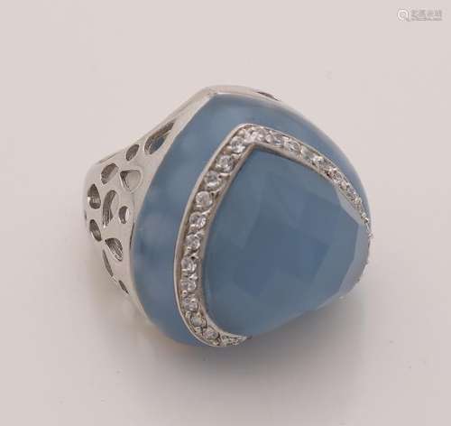 Silver ring, 925/000, with large light blue faceted