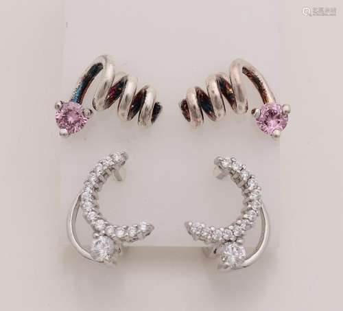 Two pairs of silver ear studs, 925/000, with