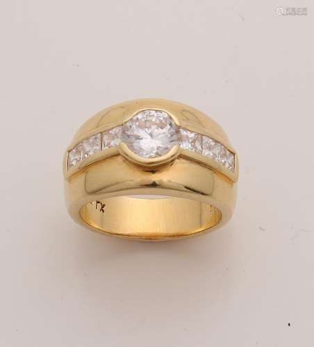 Wide gold on silver ring, 925/000, with a large round