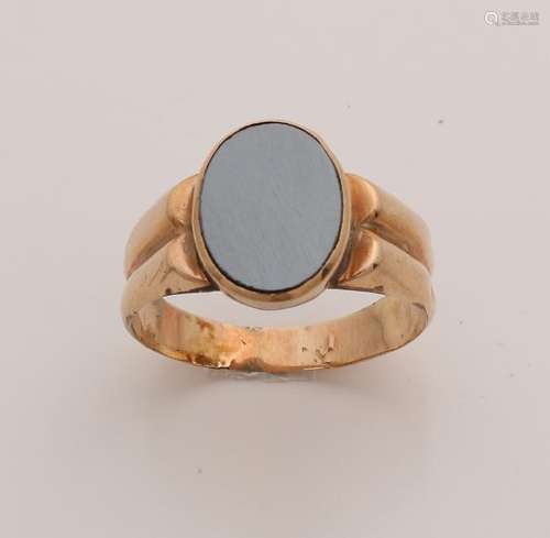 Gold men's ring, 585/000, with hematite. Ring with