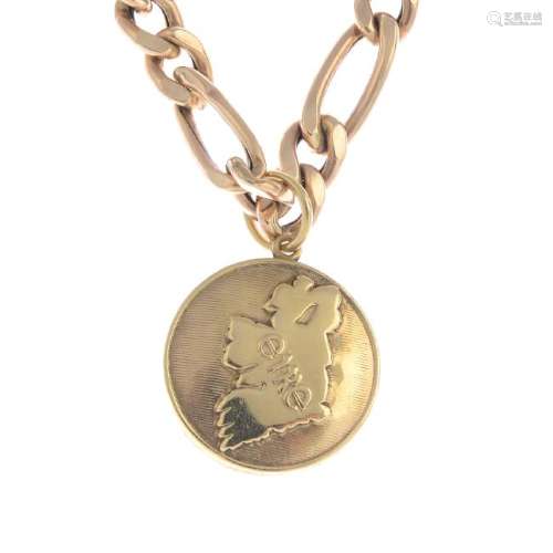 (53564) A 9ct gold pendant. Of circular outline, with