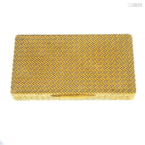 VAN CLEEF & ARPELS - an 18ct gold cigarette case. Of