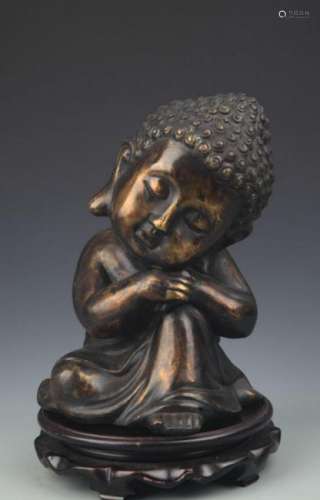 A FINELY CARVED SLEEPING BRONZE BUDDHA STATUE