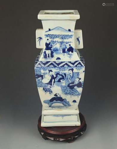 BLUE AND WHITE LANDSCAPING SQUARE VASE