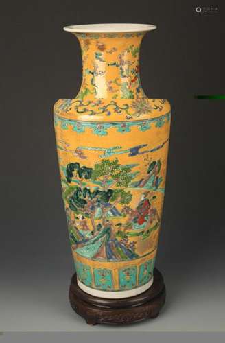 YELLOW GROUND FAMILLE VERTE STORY PAINTED VASE