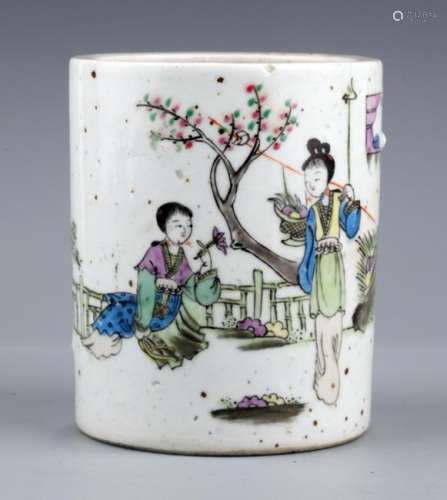 A COLORED STORY PAINTED PORCELAIN BRUSH POT