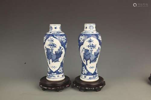 PAIR OF BLUE AND WHITE PORCELAIN BOTTLE