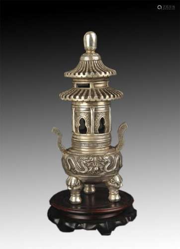A FINE TOWER STYLE BRONZE AROMATHERAPY