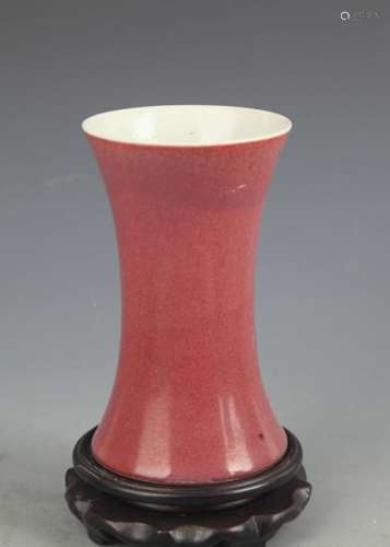 A COWPEA RED GLAZE COLOR PORCELAIN JAR