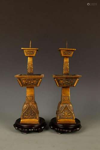 PAIR OF FINE DRAGON FIGURE BRONZE CANDLESTICK